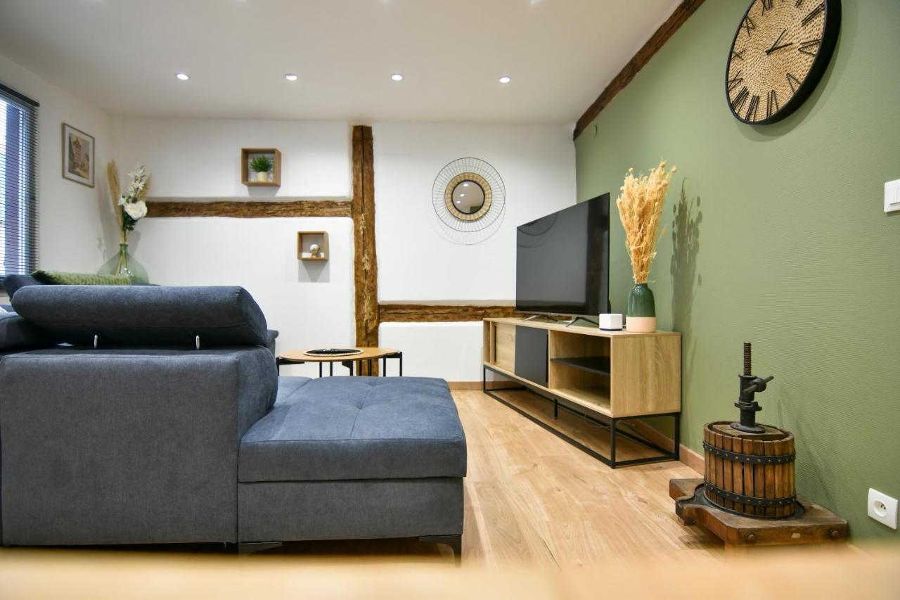 Au Duplex De Jeannala Apartment Selestat Bagian luar foto