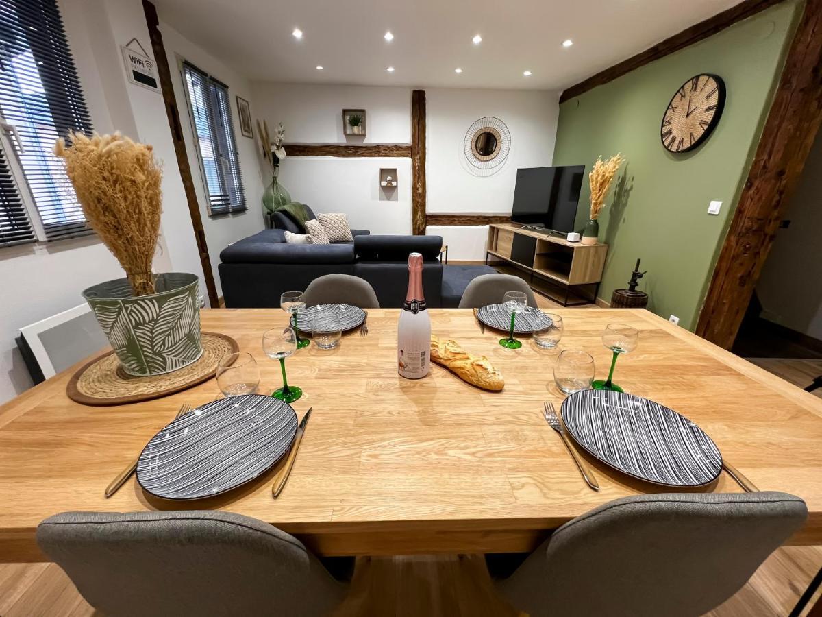 Au Duplex De Jeannala Apartment Selestat Bagian luar foto