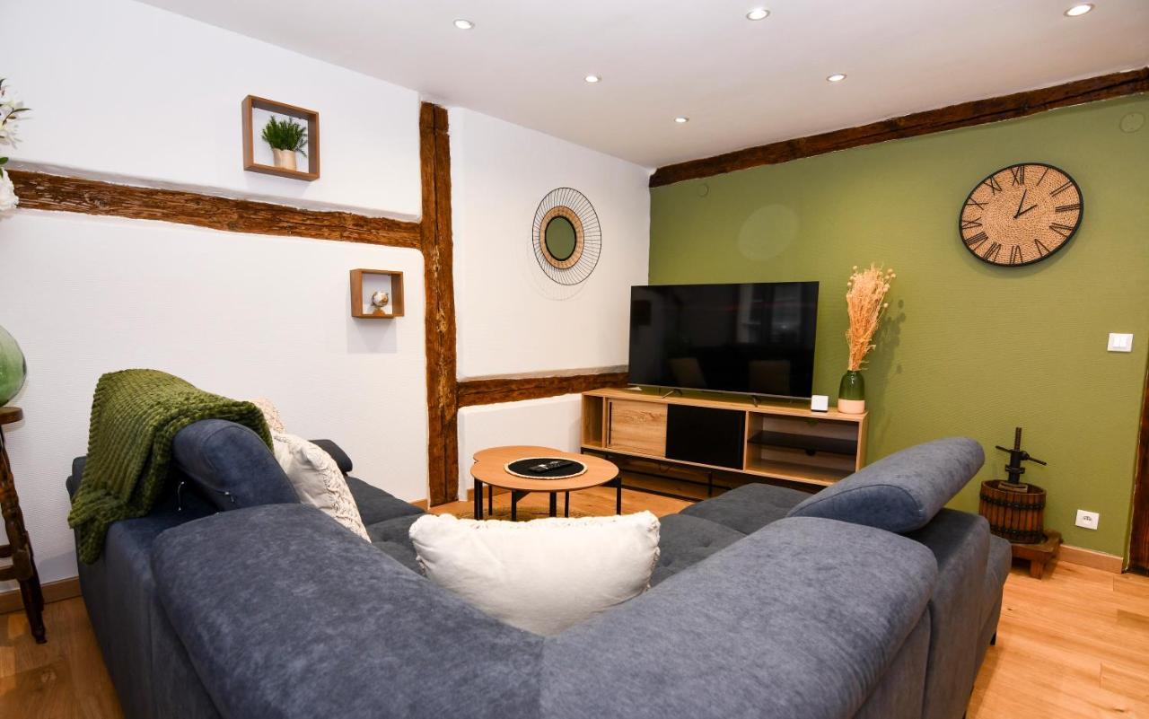 Au Duplex De Jeannala Apartment Selestat Bagian luar foto
